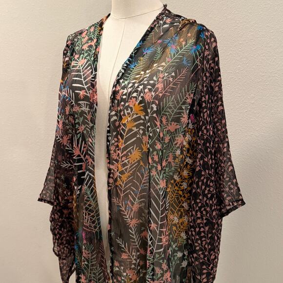 BCBGGeneration NEW Sheer Floral Kimono Duster One Size Boho Festival Flowy Beach - Picture 3 of 5